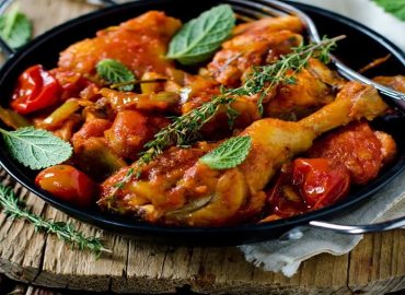 Plat-Poulet-avec-tomatoes